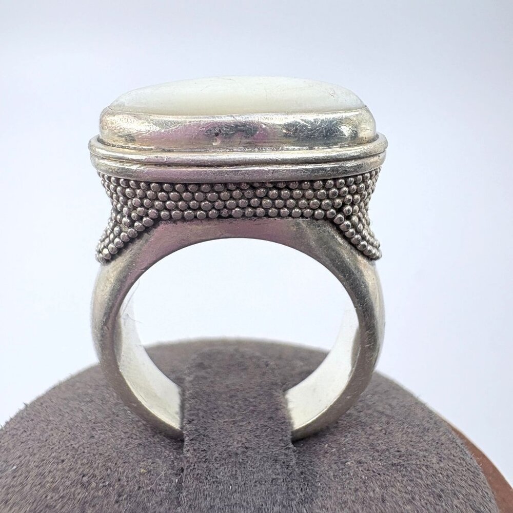 Mother of Pearl Bezel Set Statement Ring VTG Sterling Silver 925 Size 6.75
